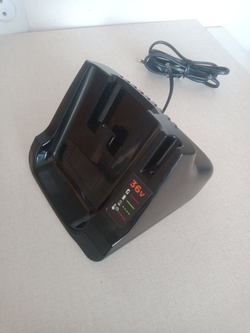 Ladowarka Black Decker 36V