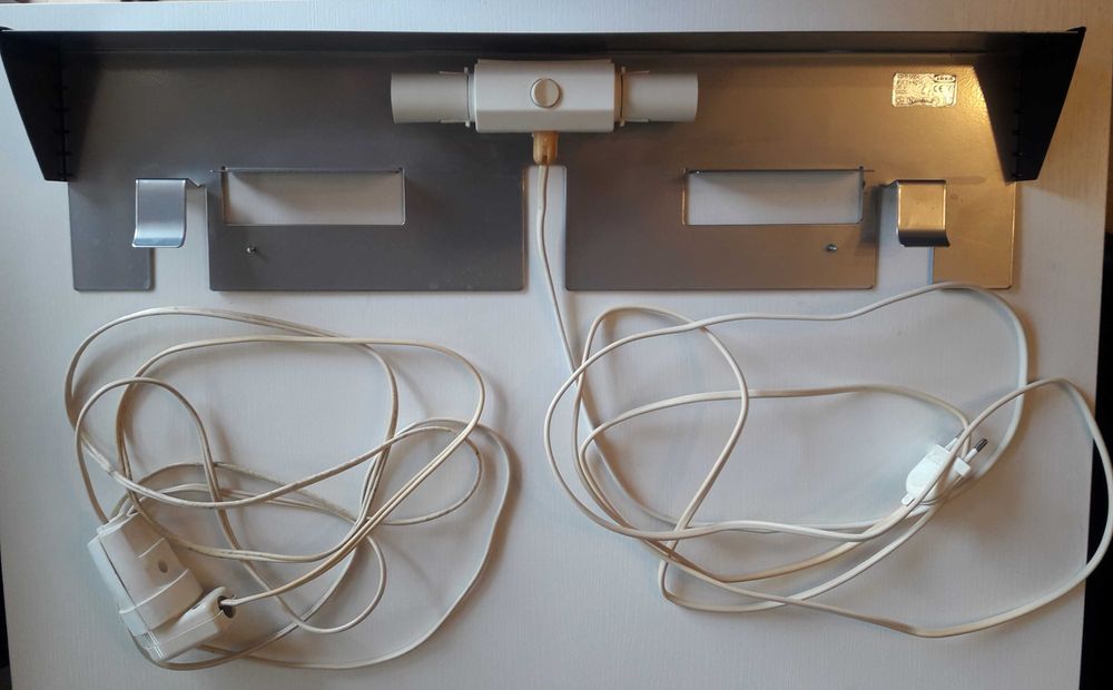 Lampa regałowa podwieszana na 2x zarówka E14 szer. 56 cm IKEA BILLY