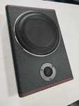 Subwoofer aktywny pod fotel