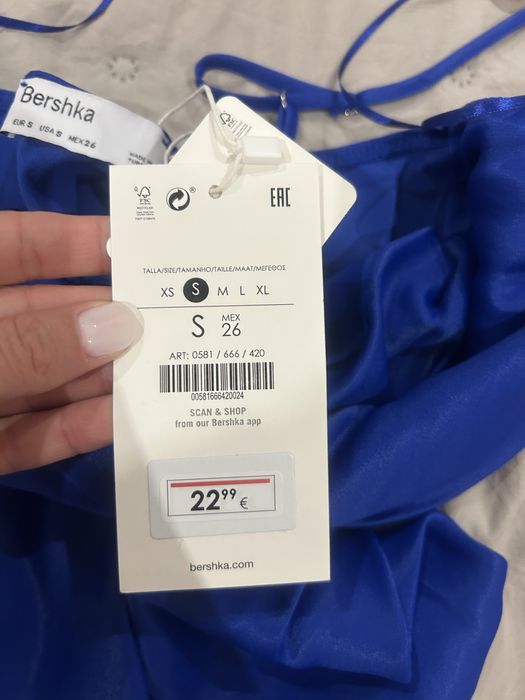 Vestido midi Bershka