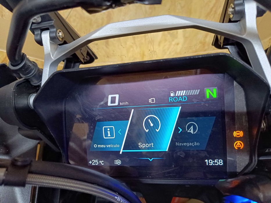 Ativação Menu Sport em TFT motas BMW R1200 R1250 F750 F850