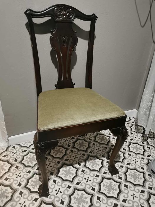 mebli z litego drewna w stylu chippendale na lwich łapach - antyk