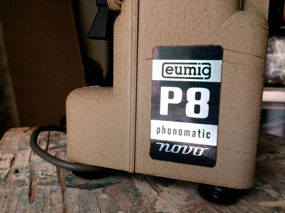 Projector 8mm Eumig - p8