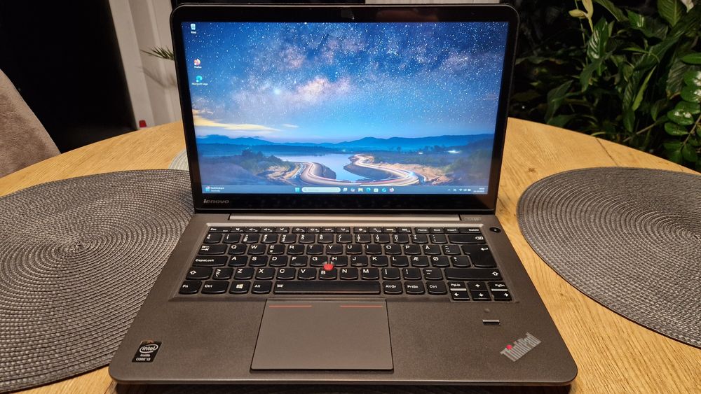 Laptop Lenovo s440  DOTYK!! Win11 8GB RAM i3 idealny do testerów diag.