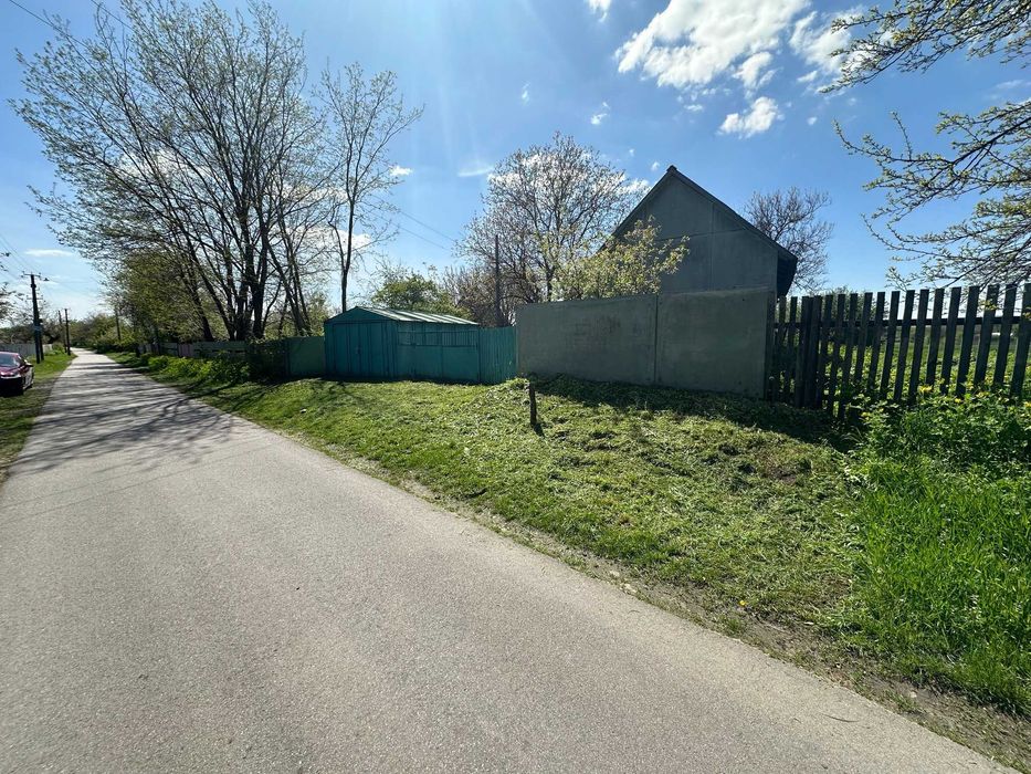 Продається заміський будинок, смт Студеники, 93км траси Київ-Харків
