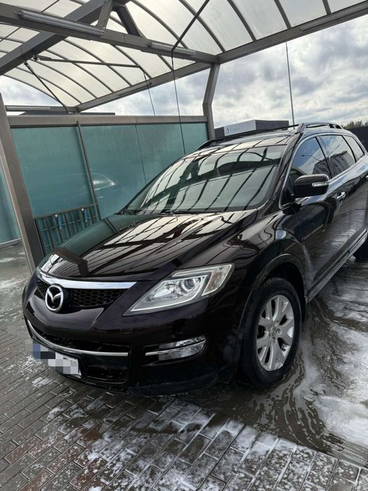 7-місний Mazda CX-9 Black Cherry: Потужність, Комфорт, Характер