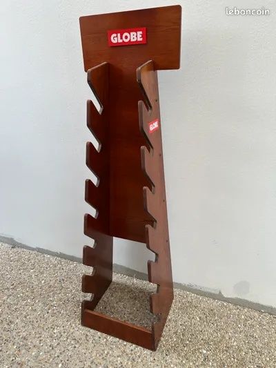 Expositor/rack para 9 sk8's