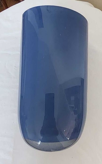 Nowy niebieski wysoki szklany wazon