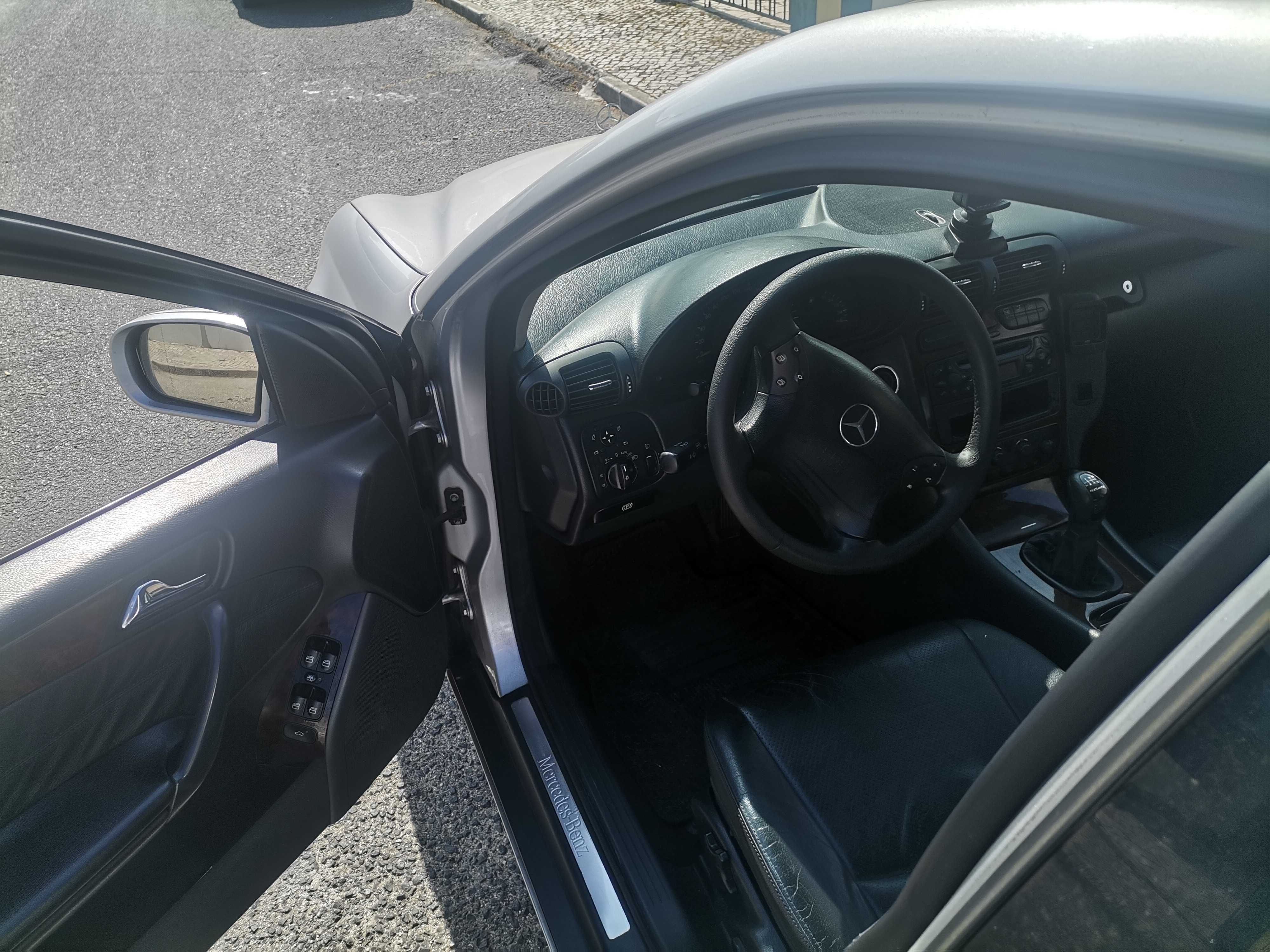 Mercedes Benz  em bom estado