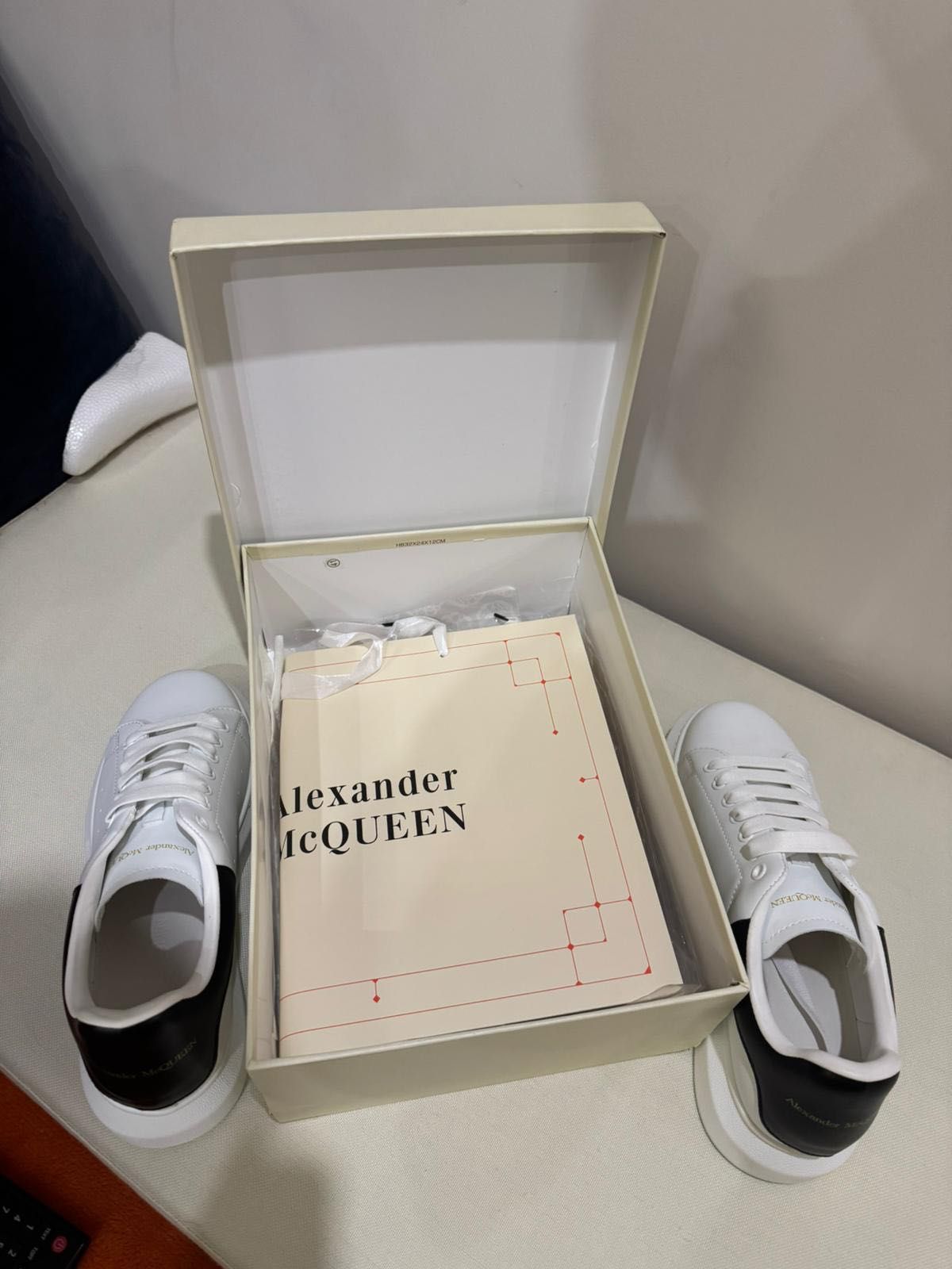 Sapatilhas Alexander Mcqueen