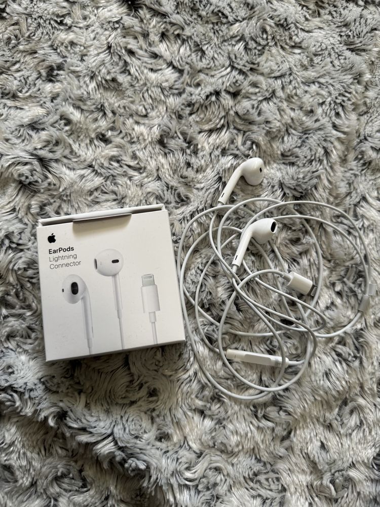 Навушники Apple earpods lightning