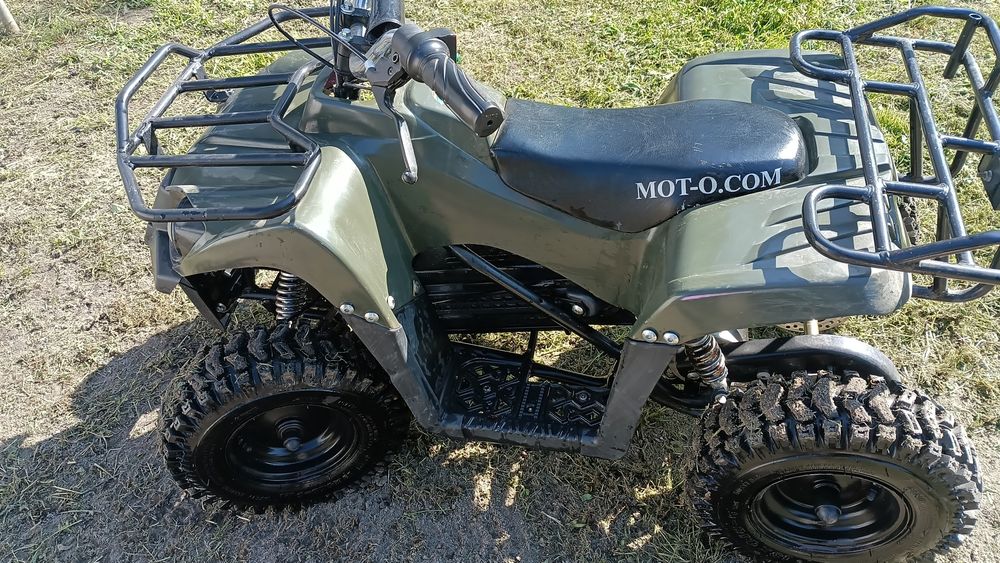 Дитячий квадроцикл