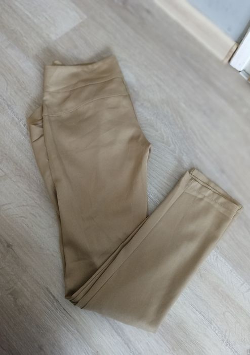 Eleganckie damskie spodnie z wiązaniem w pasie rozmiar S/M