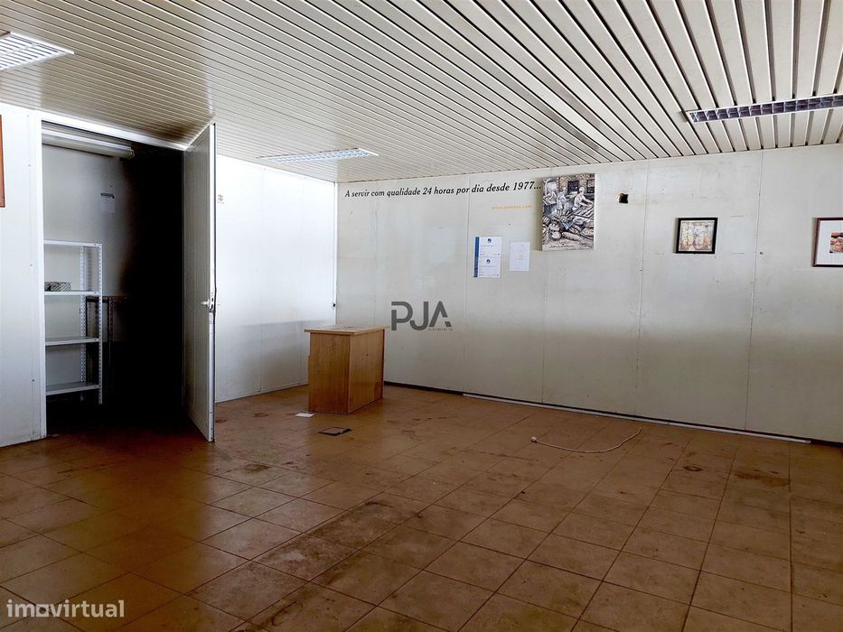 Edifício para serviços em Fagilde, Mangualde