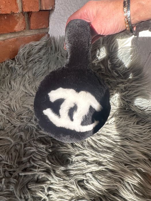 Nauszniki chanel czarne białe Logo nowe