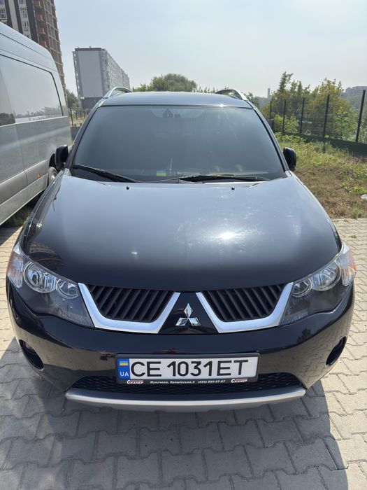 Продам Mitsubishi Outlander XL