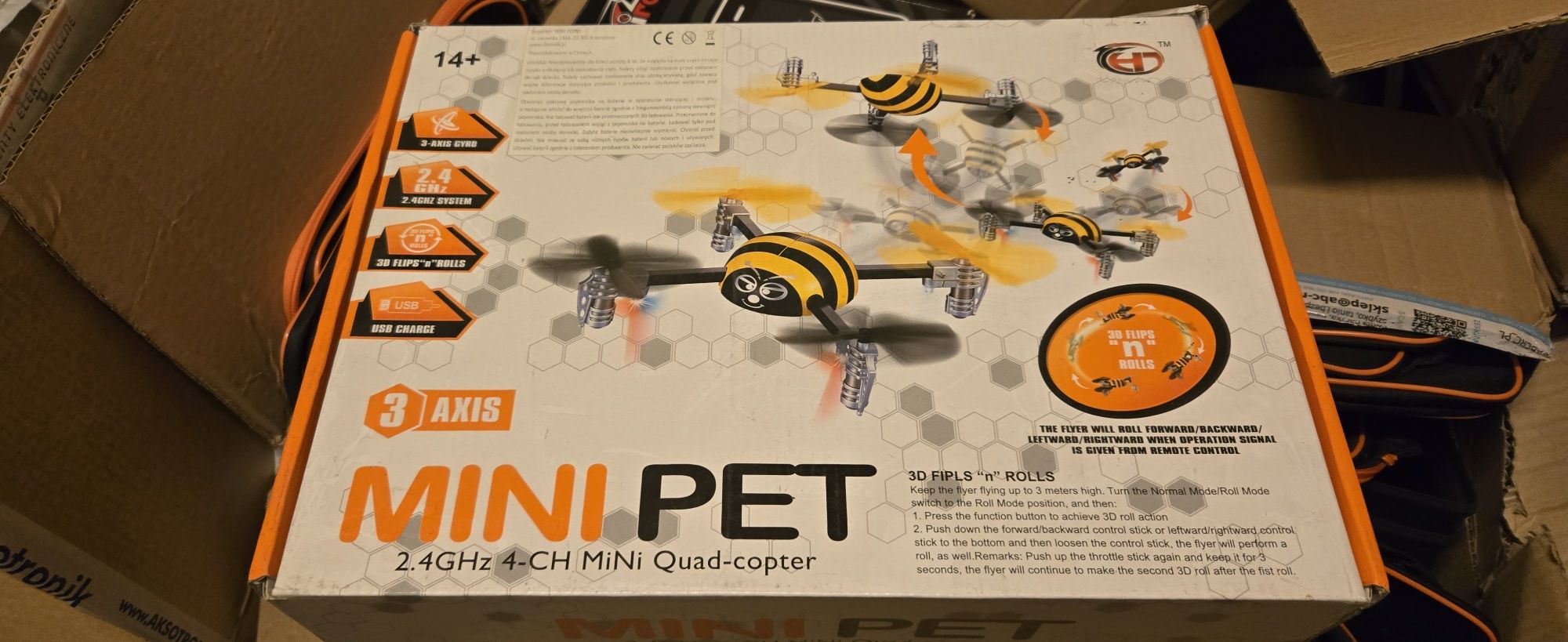 Powystawowy dron do nauki zdalnie sterowany