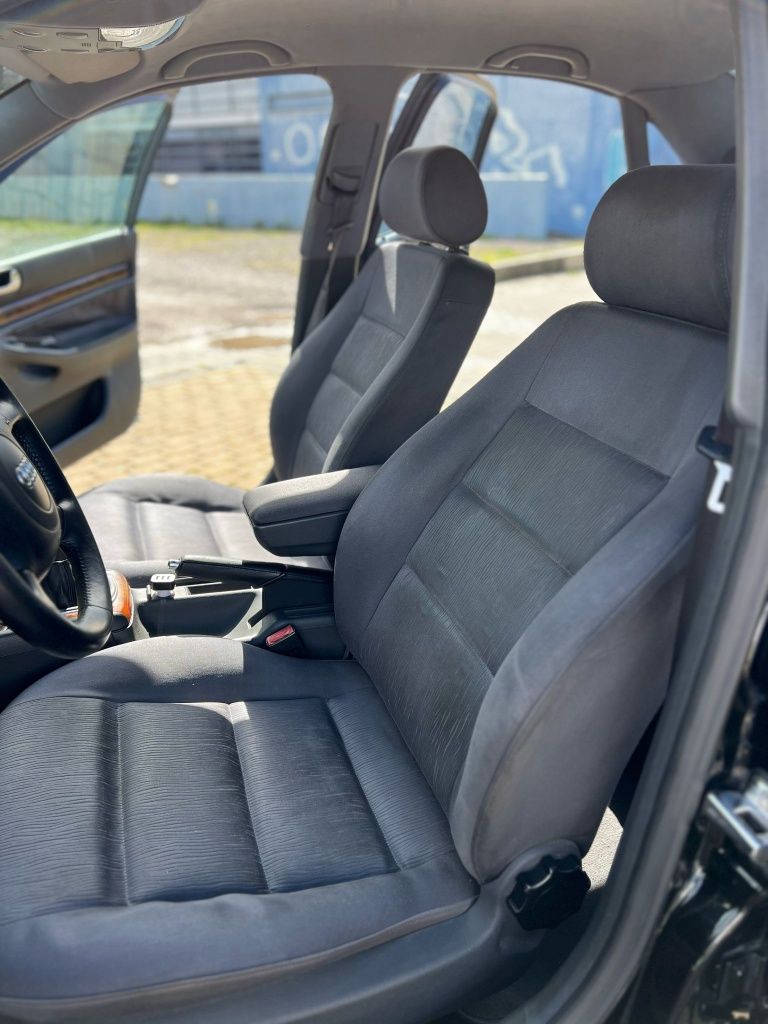 Audi A4 1.9 TDI TROCO por 7 lugares