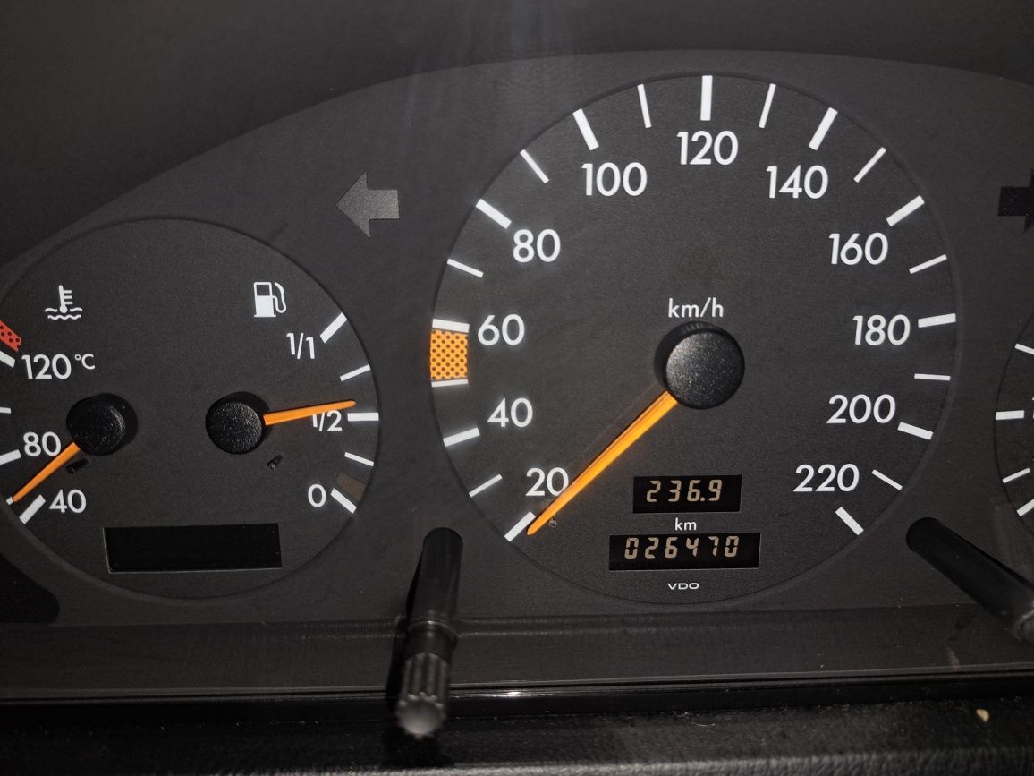 Mercedes c 220, 26 mkm