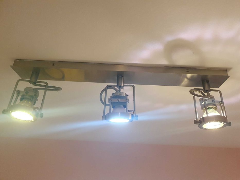 Klasyczna listwa + pojedynka w chromie