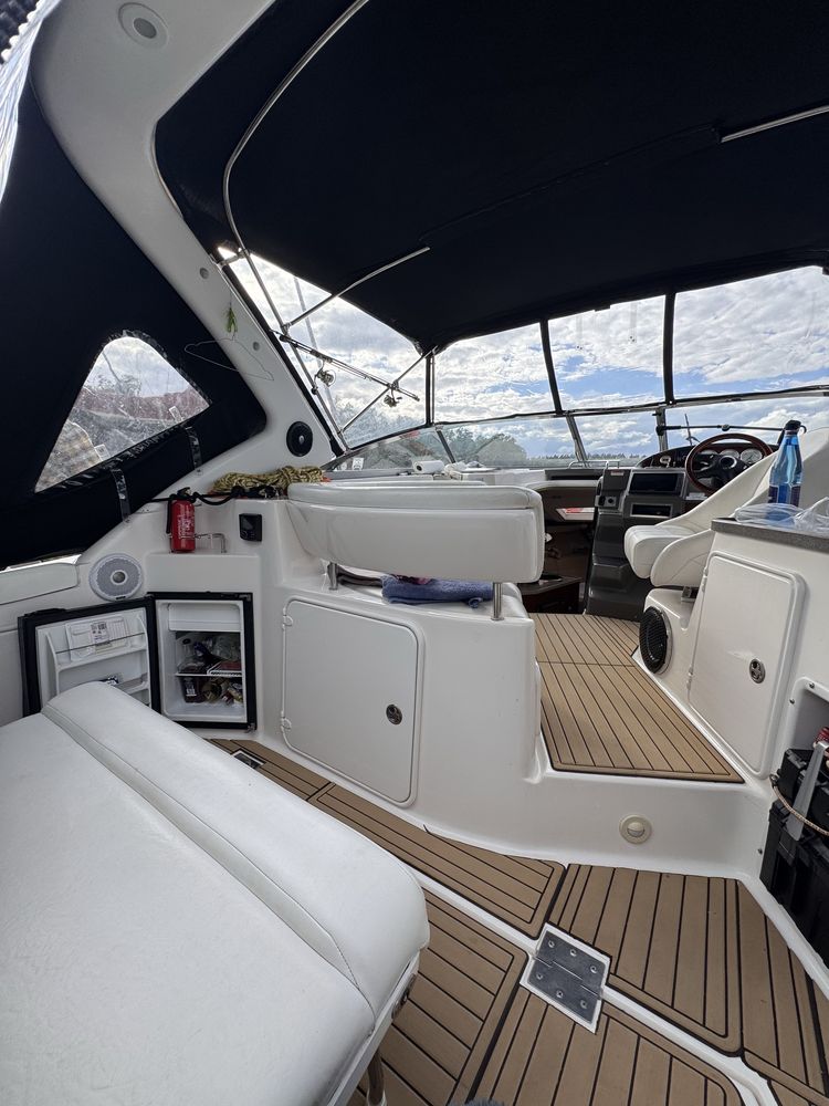 Jacht motorowy Regal 3060