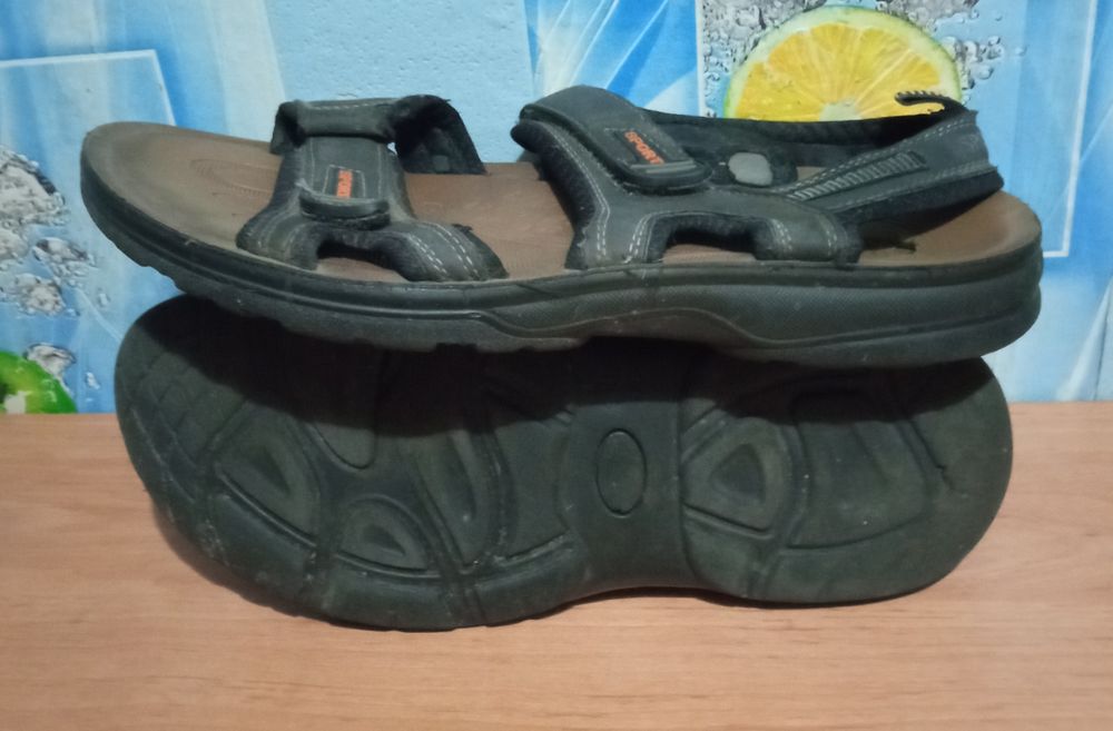 Продам мужскую обувь-38,41,42 р-ррв