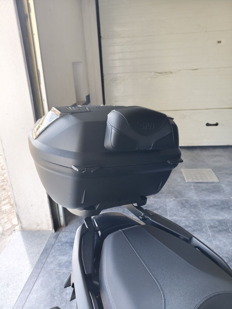Honda Forza 300 6Mil km
