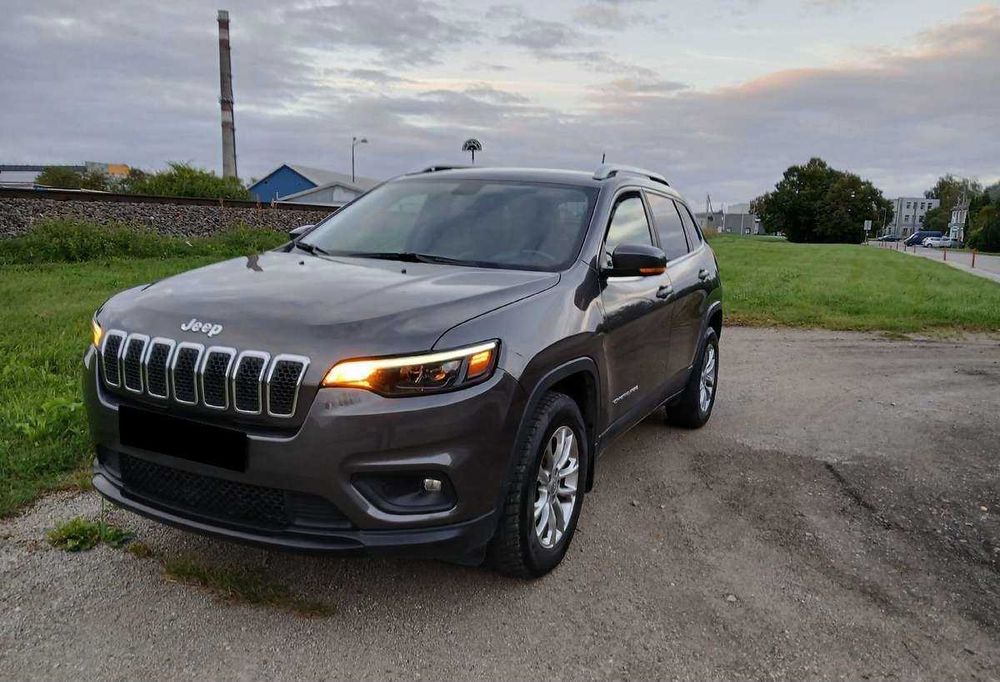Jeep Cherokee 2019 року