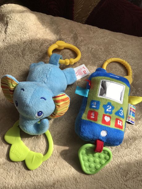 Іграшки підвіски телефон і слоник