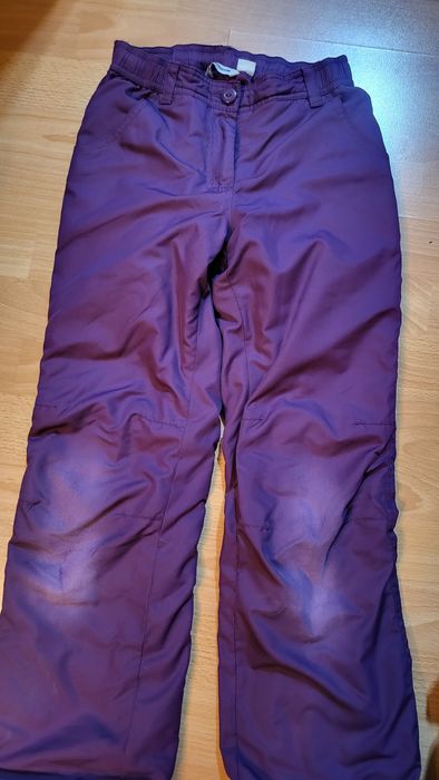 Куртка зимова на дівчинку .