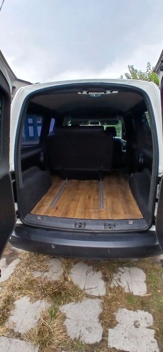 Продам Фольцваген кадди maxy 6+1 мест