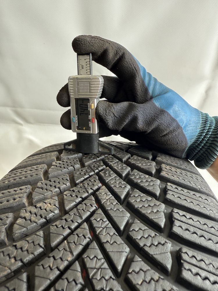 225/55/18 Bridgestone Blizzak LM005 102V 2021R (282)