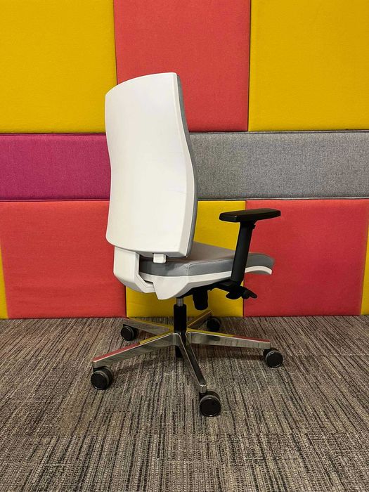 Fotel biurowy obrotowy ergonomiczny Bejot Corr CJ 102 okazja szary 2!