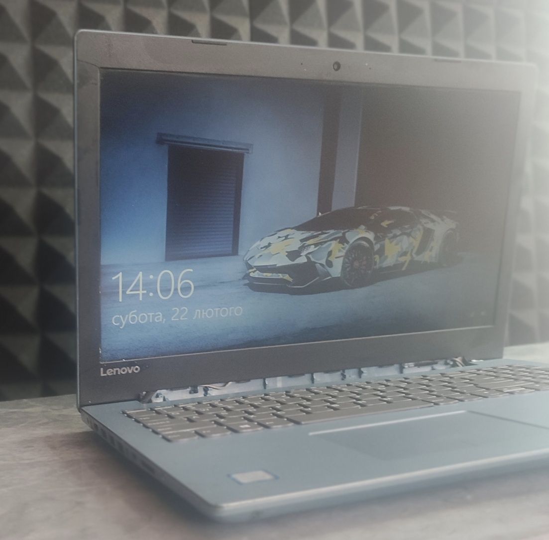 Ігровий Ноутбук бу Lenovo   / 12 GB / i5-7200u / SSD m.2 nvme 256GB
