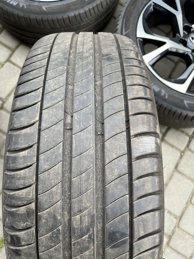 Alufelgi 5x114,3 18 cali Toyota C-HR Corolla Cross opony 225/50/18