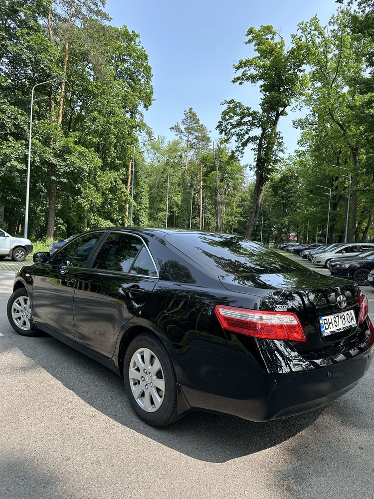 Продам Toyota Camry 40