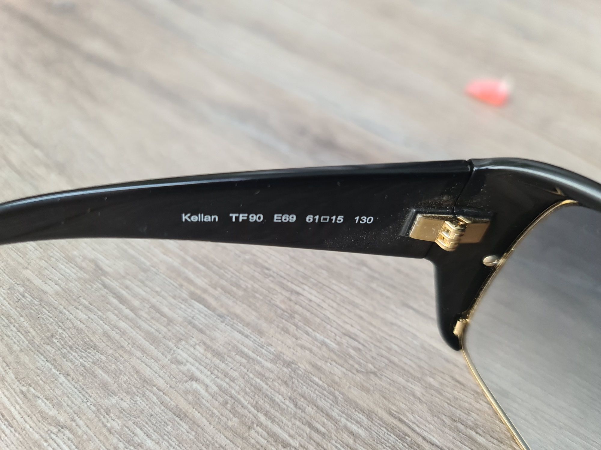 Солнцезащитные очки Tom Ford оригин  Made in Italy идеальное состояние