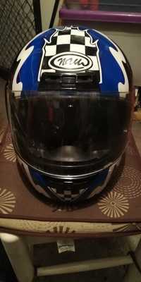 Capacete marca NAU