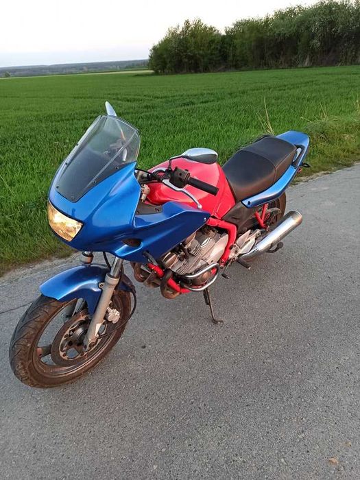 Motocykl Yamaha xj 600