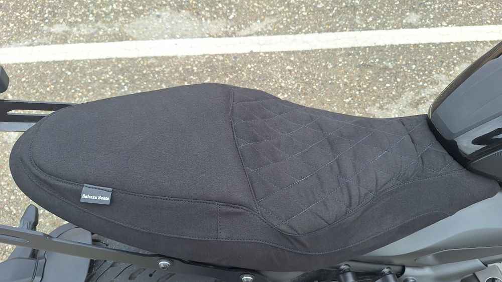 Capa Conforto Banco Triumph Trident 660