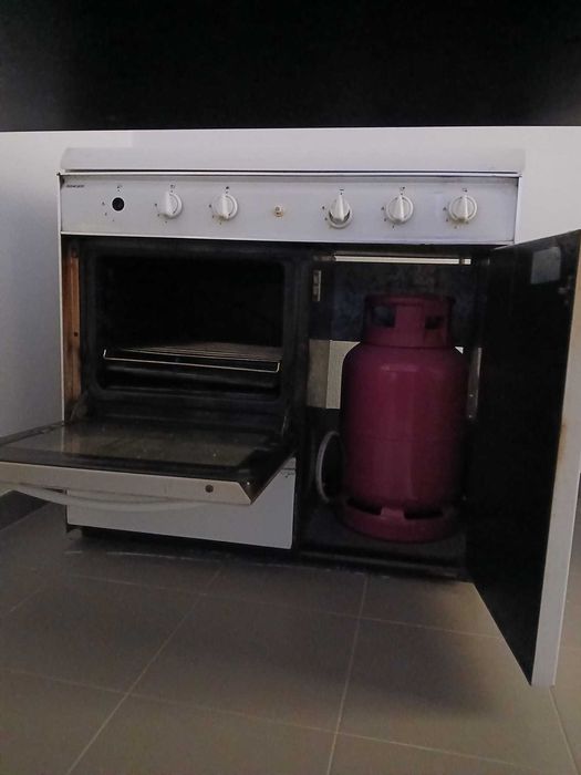 Fogão a gás Singer 5 bocas + forno duplo — funciona bem / usado