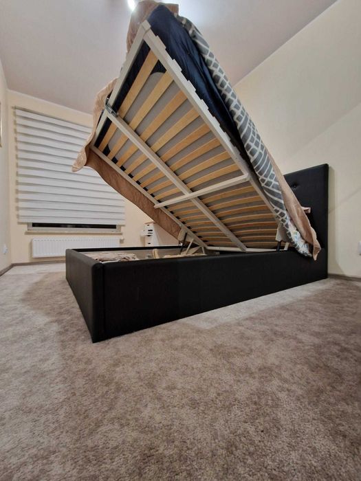 Łóżko sypialniane IKEA z materacem