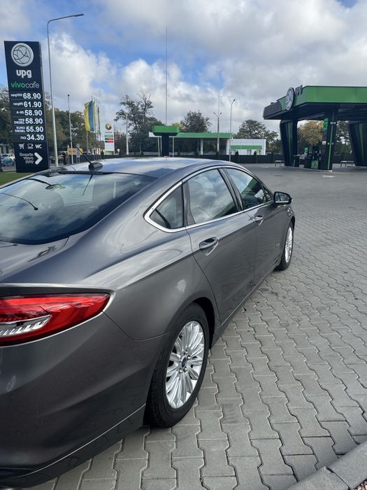 Ford Fusion 2013 Plug-In Hybrid Titanium