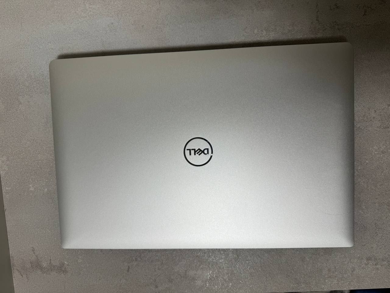 Dell XPS 9570 4k Touchscreen