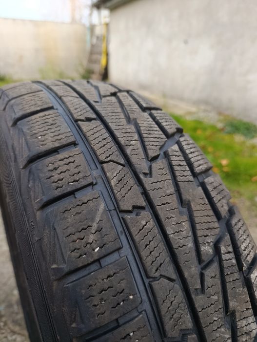 Продам зимову гуму