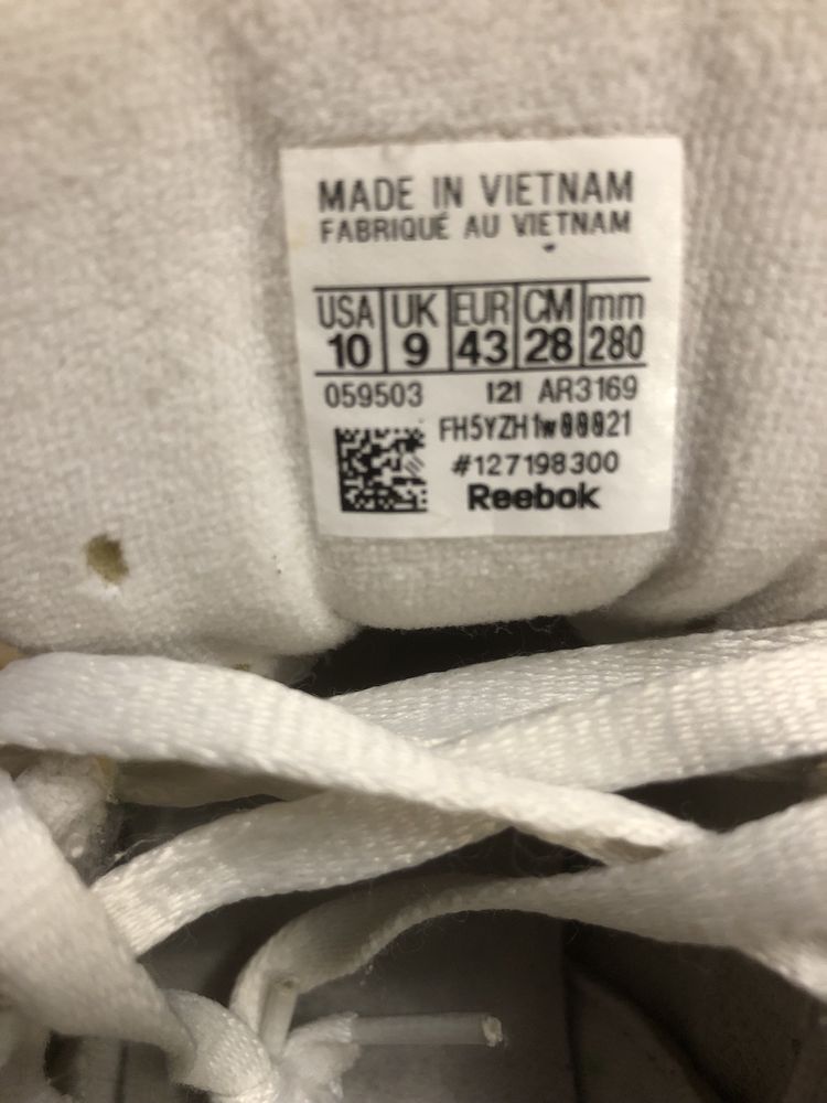 Кроссовки черные adidas р 43. Крос серые SKECHErS р 45 Крос Reebok р43
