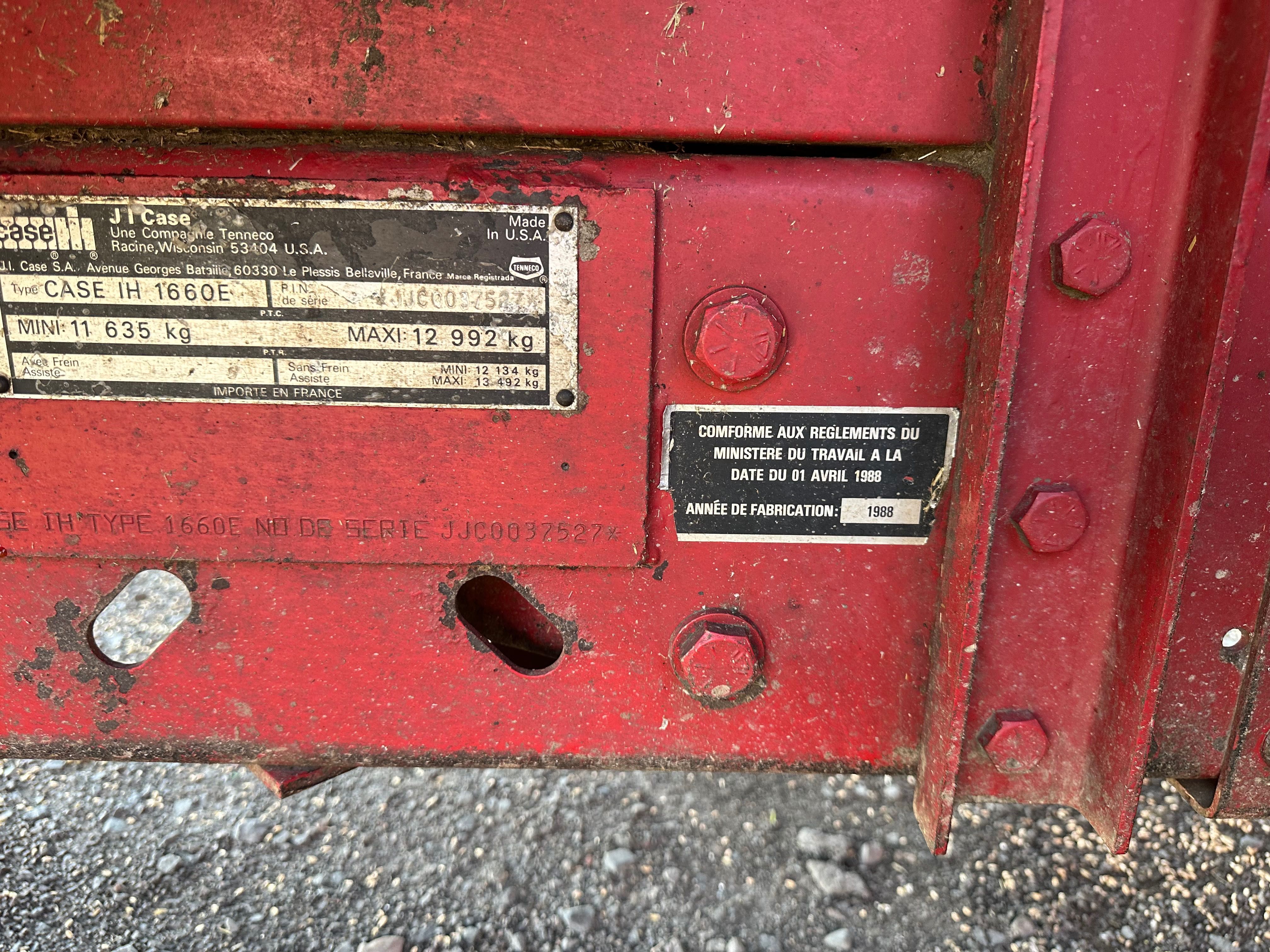 Комбайн Case 1660