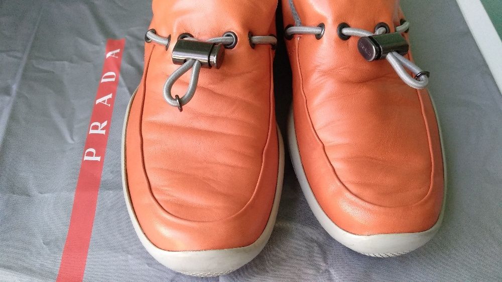 OPORTUNIDADE - Sapato Tênis Náutico Original PRADA Vitello Slip-Ons