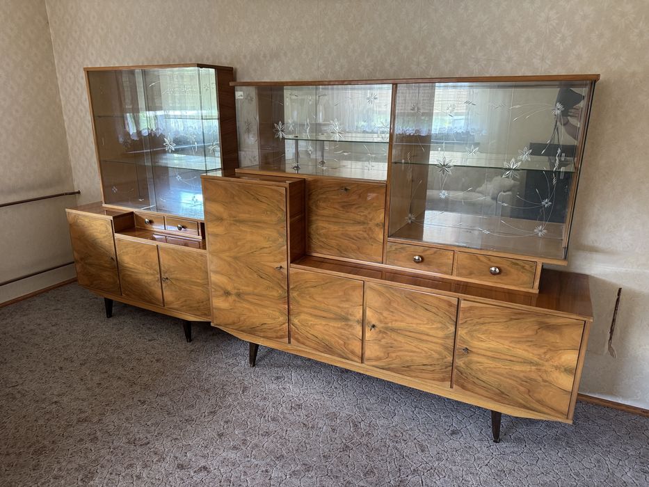 Stare meble vintage PRL kredens