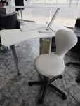 Cadeira de Manicure c/ rodas